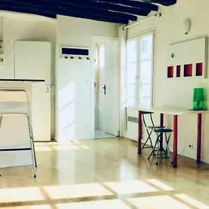 Appartement Cosy 25 Sqm In Heart Of, Paris