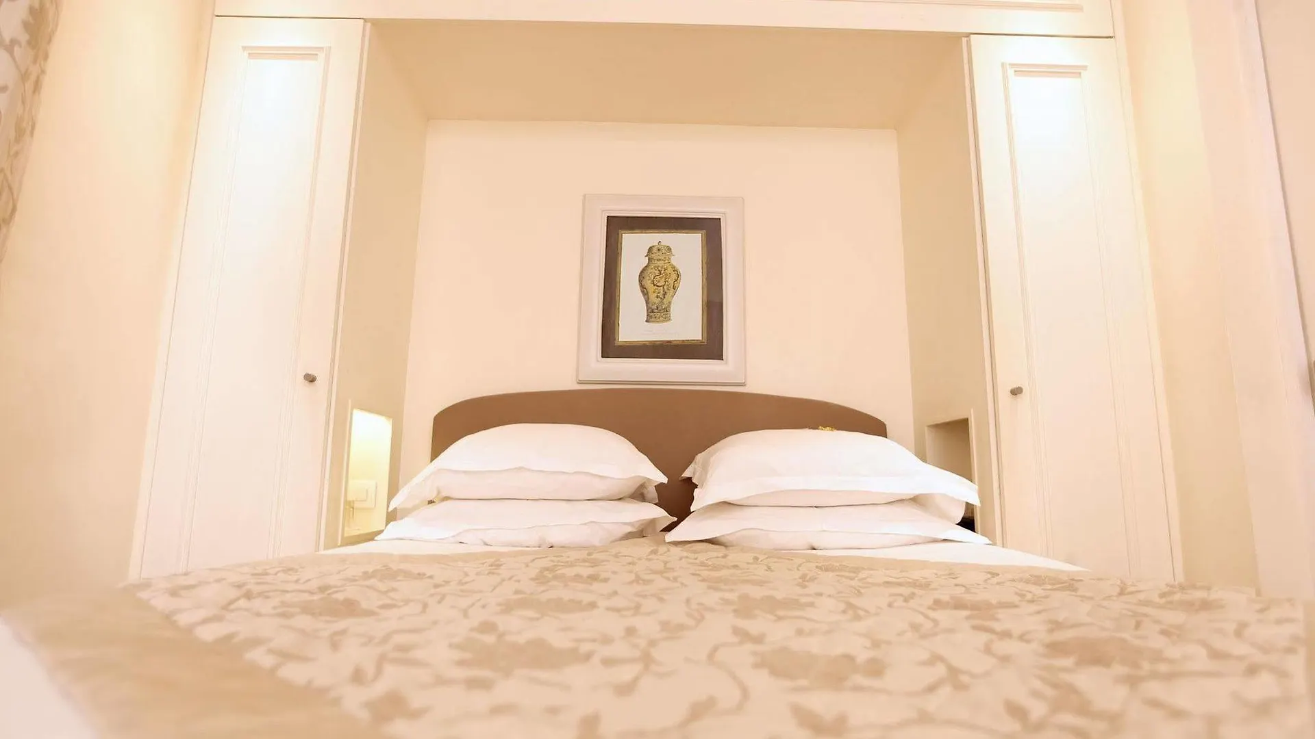 Arcadie Montparnasse Paris Hotel
