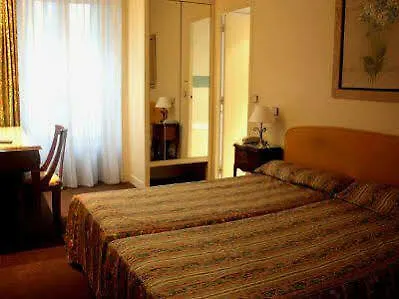 Arcadie Montparnasse Paris Hotel
